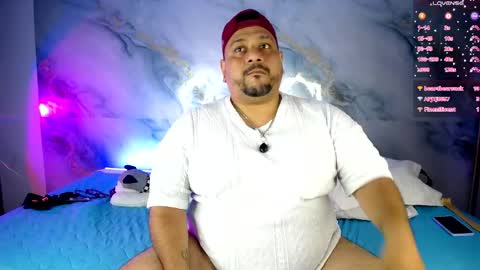 daddy sir master bear online show from April 16, 9:39 pm