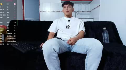 Snapshot of jacques_cardiet chatting on May 9, 2:00 pm jacobo online show from May 9, 2:00 pm