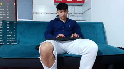 Snapshot of jacques_cardiet chatting on May 15, 11:28 am jacobo online show from May 15, 11:28 am
