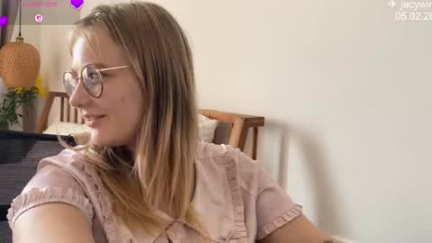 jacywinslat online show from February 6, 6:51 am