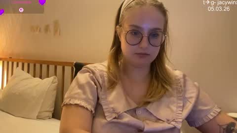 jacywinslat online show from March 5, 1:51 pm