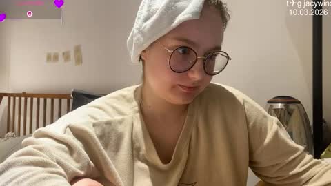 jacywinslat online show from March 10, 6:24 pm