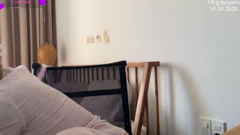 jacywinslat online show from April 14, 9:48 am