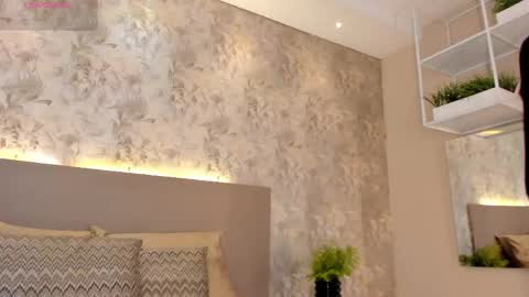 Jada Kai online show from April 23, 12:01 am