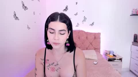   online show from October 25, 1:13 am