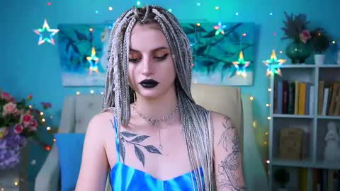 Snapshot of jade_castle chatting on December 14, 7:29 am jade_castle online show from December 14, 7:29 am