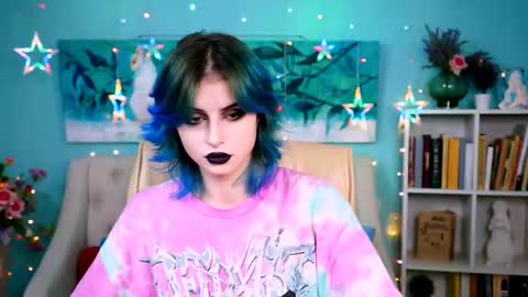 Snapshot of jade_castle chatting on December 28, 2:33 am jade_castle online show from December 28, 2:33 am