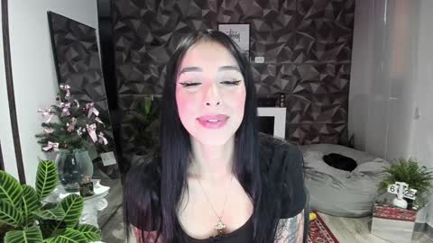 Snapshot of jade_porn chatting on January 5, 11:26 am Jade  independent model online show from January 5, 11:26 am