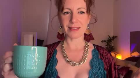 Snapshot of jade_slade chatting on June 11, 2:53 am Jade Slade online show from June 11, 2:53 am