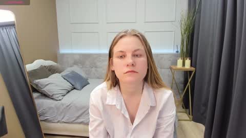 Snapshot of jade_soft chatting on December 28, 12:04 am Jade online show from December 28, 12:04 am