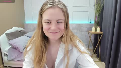 Snapshot of jade_soft chatting on January 3, 8:32 pm Jade online show from January 3, 8:32 pm