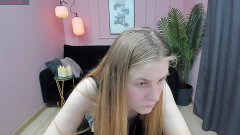 Snapshot of jade_soft chatting on February 6, 1:05 am Jade online show from February 6, 1:05 am