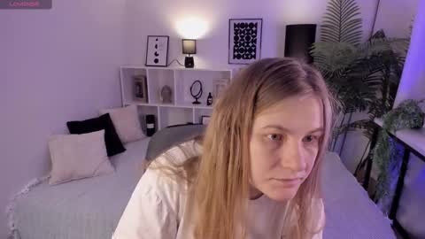 Snapshot of jade_soft chatting on March 8, 8:57 pm Jade online show from March 8, 8:57 pm