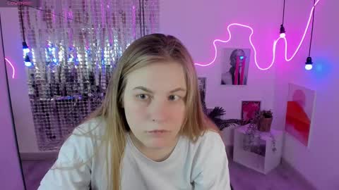 Snapshot of jade_soft chatting on March 9, 1:37 pm Jade online show from March 9, 1:37 pm