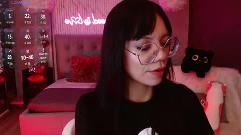 JADE online show from February 10, 1:37 pm