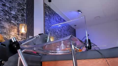 Snapshot of jade_swet chatting on May 13, 9:17 am jade swet online show from May 13, 9:17 am