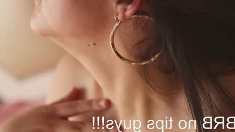 Snapshot of jadeestudios chatting on December 27, 8:07 pm jadeestudios online show from December 27, 8:07 pm