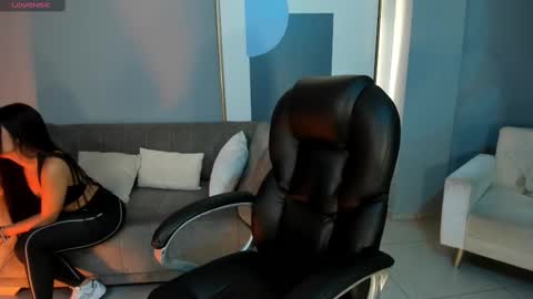 JADE EVANS online show from February 16, 11:49 am