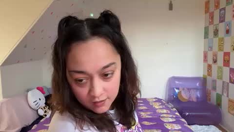 Snapshot of jadelondonxo chatting on February 9, 10:00 pm Jade online show from February 9, 10:00 pm