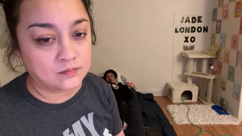 Snapshot of jadelondonxo chatting on February 27, 7:44 am Jade online show from February 27, 7:44 am