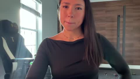 Snapshot of jadelove_ chatting on July 15, 8:58 pm Jade Love online show from July 15, 8:58 pm
