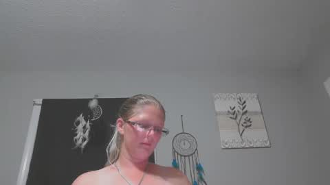 JadeLuv online show from September 16, 12:33 am