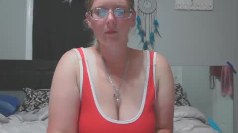 JadeLuv online show from September 26, 1:20 am