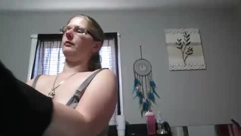 JadeLuv online show from February 16, 6:37 pm