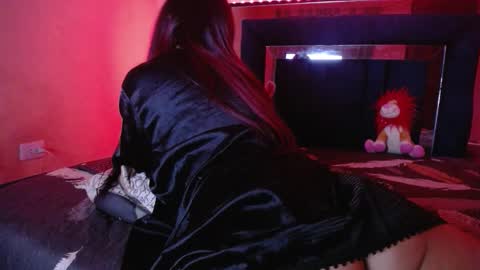 jade online show from March 8, 10:30 am