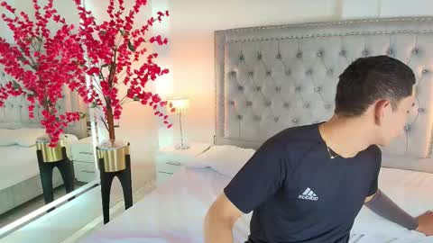 Jaden and Sofia  online show from January 18, 3:43 am