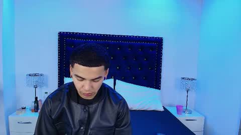 Jaden and Sofia  online show from March 19, 3:32 am