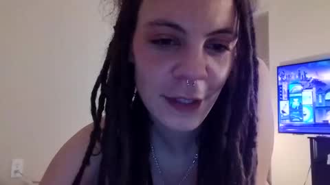 jader0se online show from March 11, 7:04 am