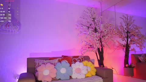 Jade Summer online show from March 31, 11:32 am