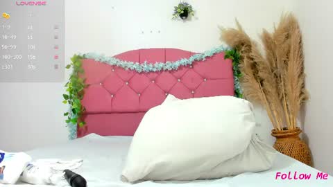 Snapshot of jadiya_hot chatting on June 18, 11:47 am jadiya Hot online show from June 18, 11:47 am