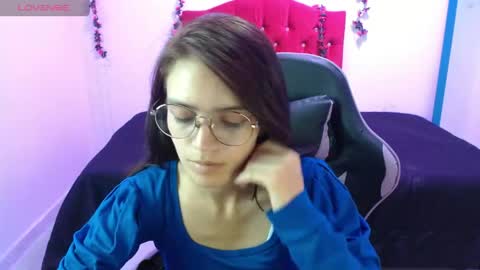 Snapshot of jaide412638 chatting on June 2, 10:12 pm jaide412638 online show from June 2, 10:12 pm