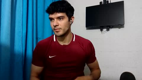 JaxXx online show from April 4, 7:28 am