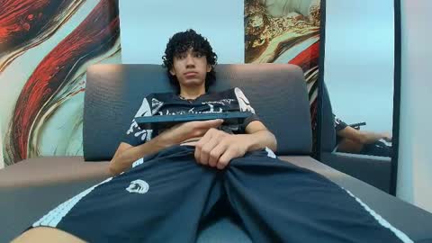 Snapshot of jakcmiller_1 chatting on May 19, 7:31 pm jack online show from May 19, 7:31 pm
