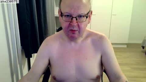 Jake2309 online show from April 10, 7:29 pm