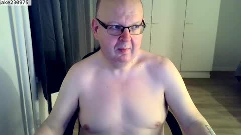 Snapshot of jake230975 chatting on April 29, 7:09 pm Jake2309 online show from April 29, 7:09 pm