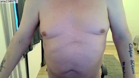 Snapshot of jake230975 chatting on May 27, 7:11 pm Jake2309 online show from May 27, 7:11 pm