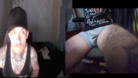 Snapshot of jake265897 chatting on May 18, 1:24 am showingitoff online show from May 18, 1:24 am