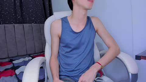 Snapshot of jake_evanss_ chatting on February 3, 2:58 am JAKE online show from February 3, 2:58 am