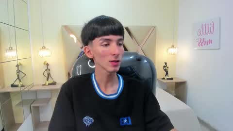 JAKE online show from December 3, 1:31 pm