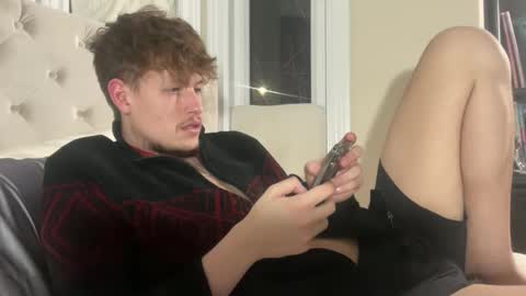 jake_jackson1 online show from April 2, 3:48 am