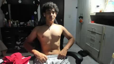jake willianss online show from May 7, 10:26 pm