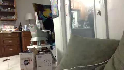 Snapshot of jakeandhissnakee chatting on May 9, 12:05 am jakeandhissnakee online show from May 9, 12:05 am