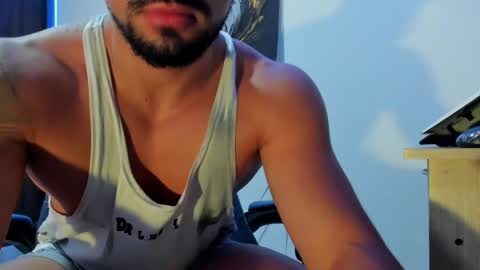 Snapshot of jakeking5 chatting on June 2, 12:07 pm Jake fit online show from June 2, 12:07 pm