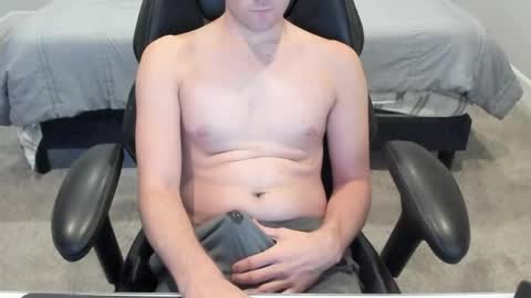 jakesnake442 online show from April 12, 3:11 am