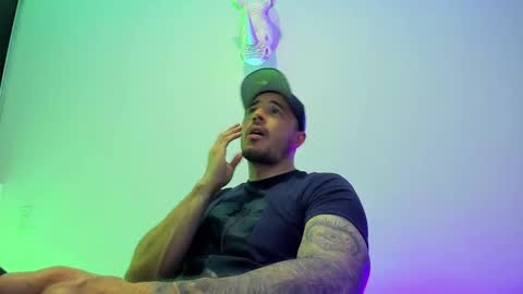 jakestone_1 online show from March 18, 1:20 am