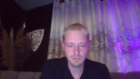 jakjakrabbit online show from October 8, 11:35 pm
